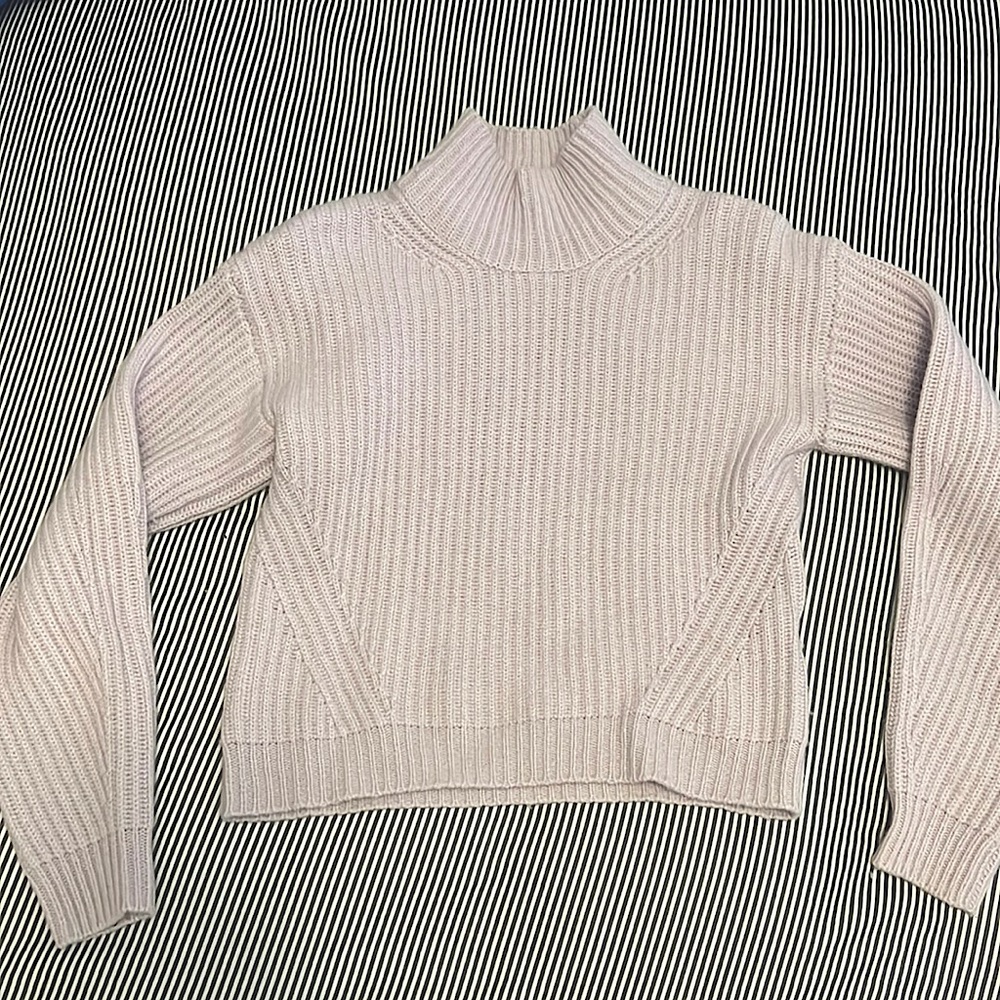 NAADAM cashmere turtleneck for sale | 72% off retail price - Picture 2 of 2